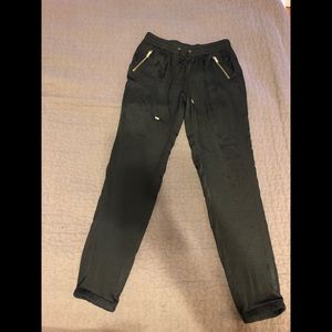 H&M | Black joggers